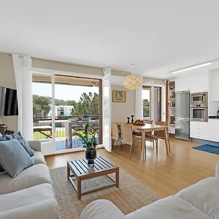 Appartamento In With A Pool And Parking *